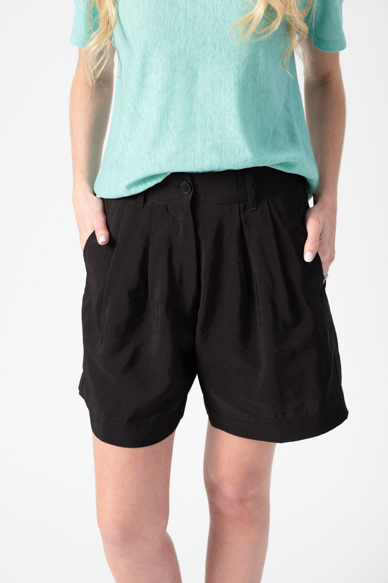 Slubbed Viscose Linen Short in Nero
